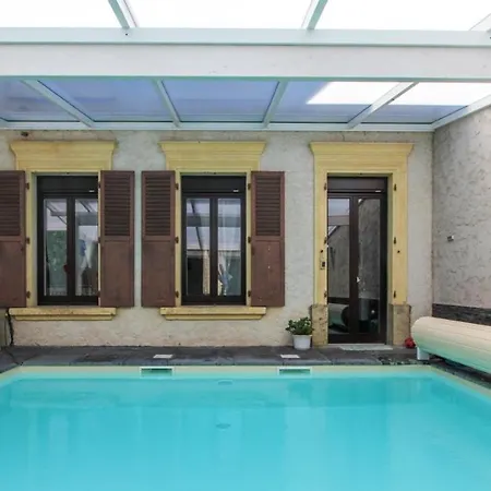 Villa De 6 Chambres Avec Piscine Privee Jardin Clos Et Wifi A Metz