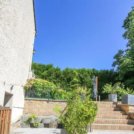 Villa De 6 Chambres Avec Piscine Privee Jardin Clos Et Wifi A Metz * Metz